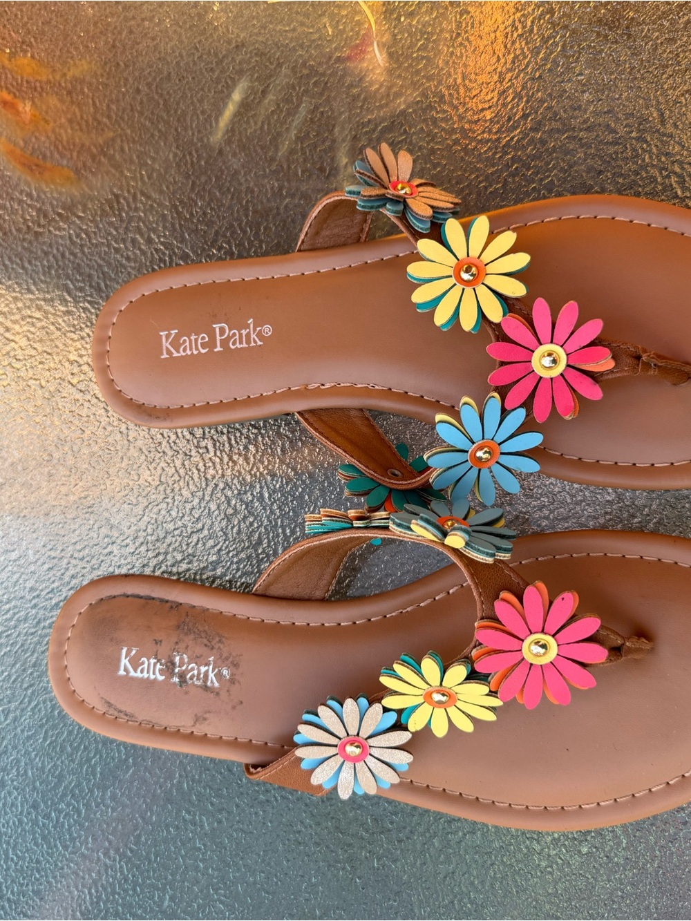 Kate Park Women's Brown Floral Toe-Post Sandals - Multicolor Daisy Accents